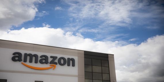Amazon Waves Goodbye to Passwords: Its Relevance in Your Technology Experience img